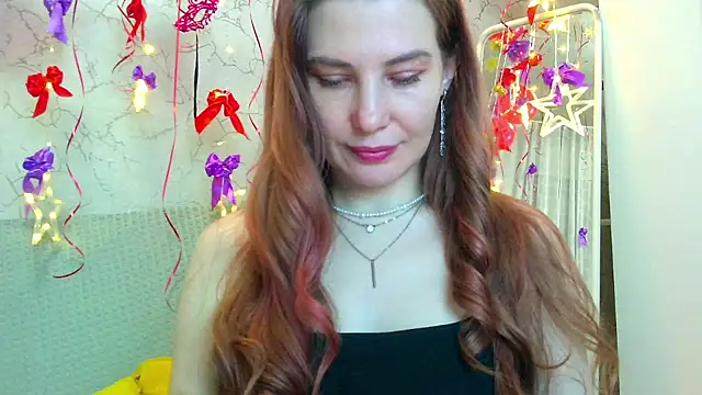 Snapshot of loveslovesflowers chatting on 02-28-26, 04:30 loveslovesflowers online show from 02-28-26, 04:30