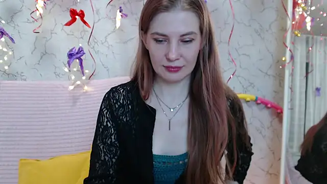 Snapshot of loveslovesflowers chatting on 03-04-26, 04:57 loveslovesflowers online show from 03-04-26, 04:57