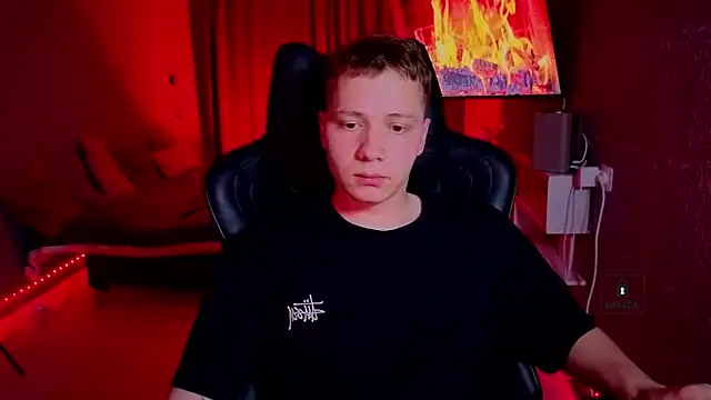 Karl Night  online show from 05-10-26, 06:24