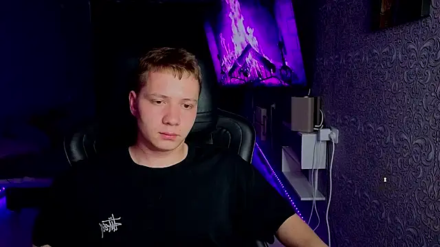 Karl Night  online show from 05-14-26, 06:47