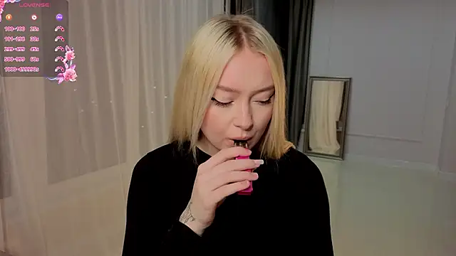 ChristinBland online show from 03-13-26, 07:53