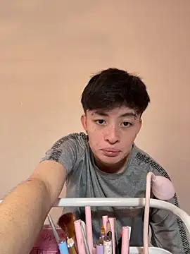 Tomnico 19 online show from 04-01-26, 05:54