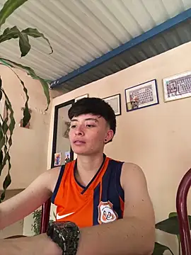 Tomnico 19 online show from 04-10-26, 06:56