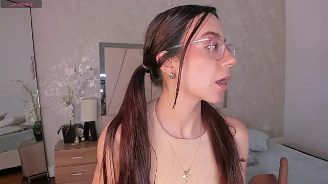 Arii wilde online show from 05-31-26, 06:09