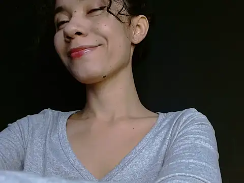 helena hadler online show from 04-16-26, 07:58