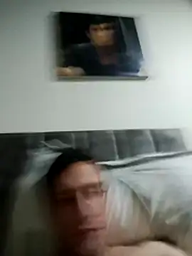 Snapshot of elsultanexotico chatting on 02-26-26, 02:54 elsultanexotico online show from 02-26-26, 02:54