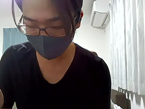 Snapshot of koarannkunn chatting on 04-18-26, 11:14 koarannkunn online show from 04-18-26, 11:14