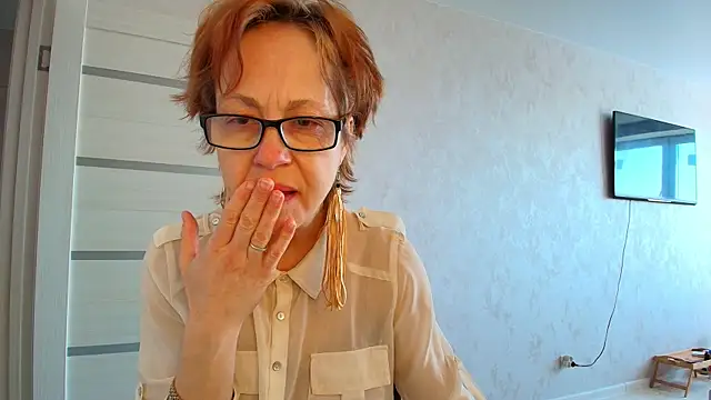 Snapshot of LioraWeiss chatting on 05-04-26, 05:36 LioraWeiss online show from 05-04-26, 05:36