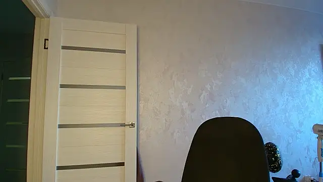 Snapshot of LioraWeiss chatting on 06-06-26, 04:12 LioraWeiss online show from 06-06-26, 04:12