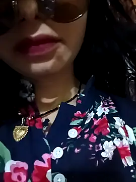 Snapshot of Rashmika_Mandana chatting on 05-08-26, 11:54 Rashmika Mandana online show from 05-08-26, 11:54