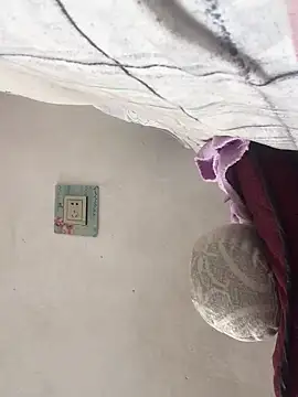 yaocaobi8 online show from 04-16-26, 05:52