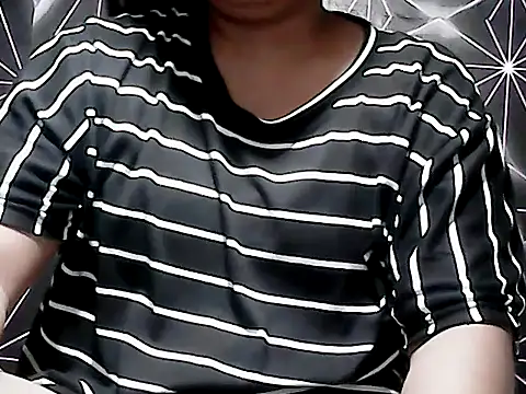 Flowerbebe online show from 05-18-26, 06:14