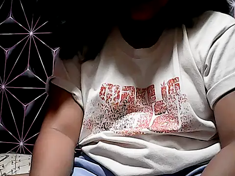 Flowerbebe online show from 06-08-26, 01:11