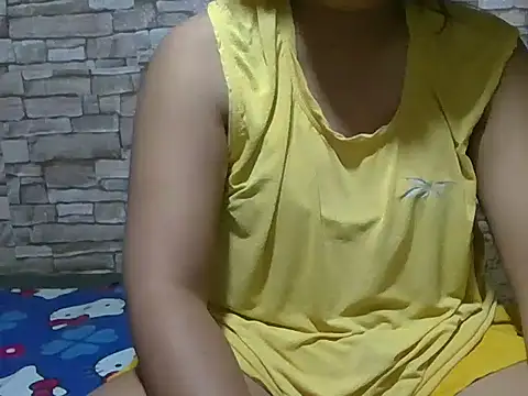 Snapshot of Flowerbebe chatting on 07-20-26, 09:34 Flowerbebe online show from 07-20-26, 09:34