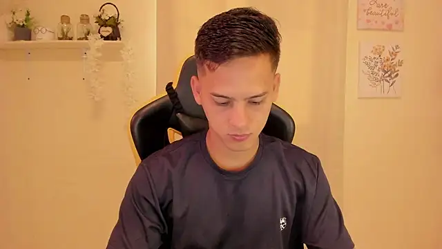 sexy andres01 online show from 03-07-26, 01:30