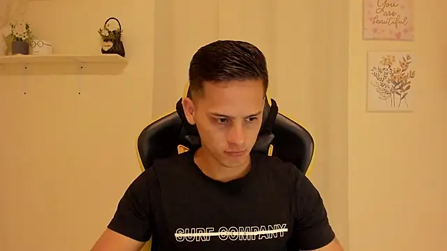 sexy andres01 online show from 05-24-26, 06:57