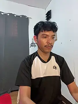Snapshot of asian_darlingcummersxXx chatting on 06-18-26, 11:20 asian darlingcummersxXx online show from 06-18-26, 11:20