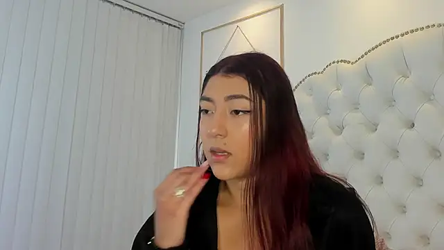 Sara funy online show from 05-08-26, 11:26