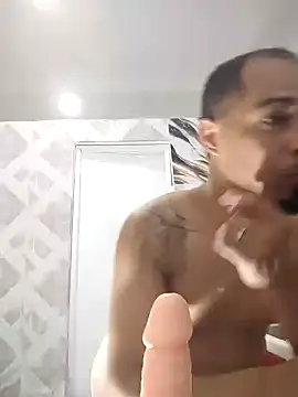 Snapshot of thewatcherxx02 chatting on 03-14-26, 04:18 thewatcherxx02 online show from 03-14-26, 04:18