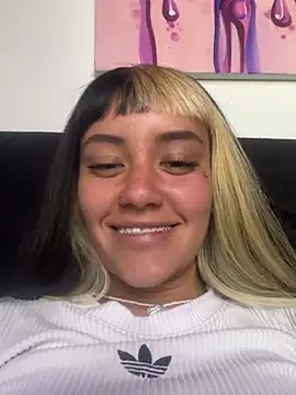 Sara 92 online show from 07-10-26, 06:32