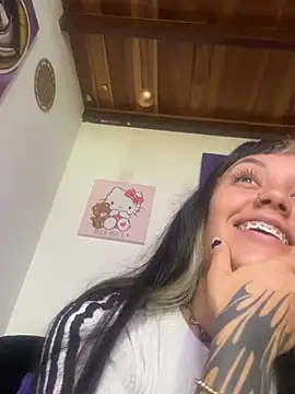 Sara 92 online show from 07-20-26, 06:32