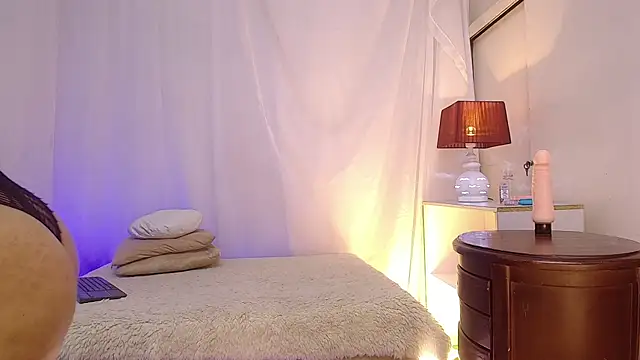 Assly Love online show from 03-11-26, 06:03