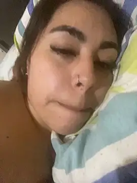 Redlucy online show from 02-25-26, 04:00