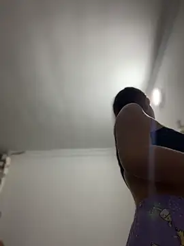 MiluRossee online show from 04-04-26, 08:12