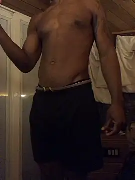 Snapshot of EricSwainn901 chatting on 03-17-26, 09:34 EricSwainn901 online show from 03-17-26, 09:34