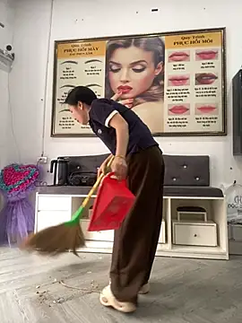 Ivy Trix2 online show from 04-19-26, 02:22