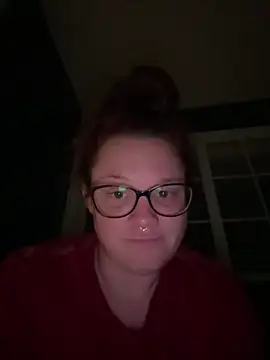 Snapshot of Averyleig chatting on 03-30-26, 03:29 Averyleig online show from 03-30-26, 03:29