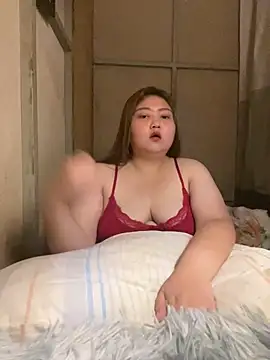 Snapshot of HotBig_Momma chatting on 03-13-26, 11:50 HotBig Momma online show from 03-13-26, 11:50