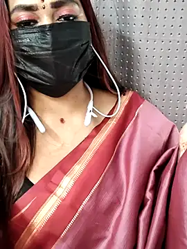 Snapshot of Cutie_Nila chatting on 07-16-26, 05:02 Cutie Nila online show from 07-16-26, 05:02