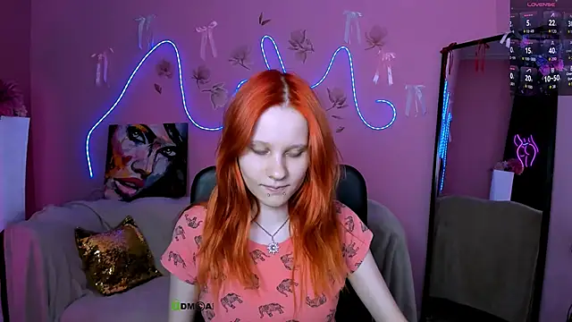 Snapshot of cassandra_nik chatting on 04-29-26, 12:20 cassandra nik online show from 04-29-26, 12:20