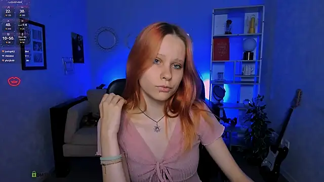 cassandra nik online show from 07-27-26, 12:23
