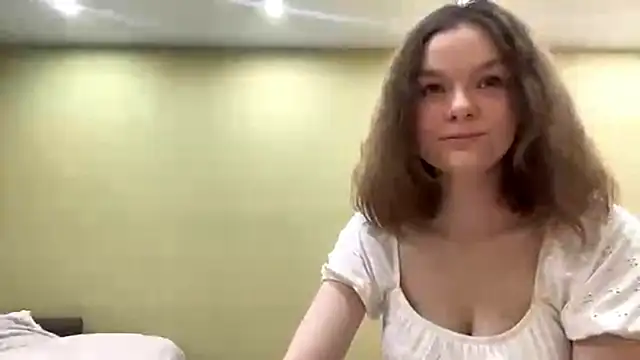 AliveCute online show from 03-01-26, 07:27