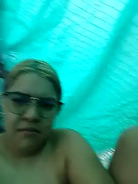 single kitten online show from 04-03-26, 12:14