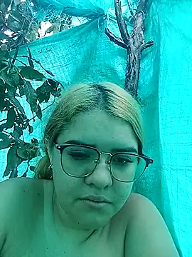 single kitten online show from 04-19-26, 12:26