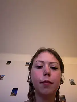 Julia-Stegner online show from 03-07-26, 08:39