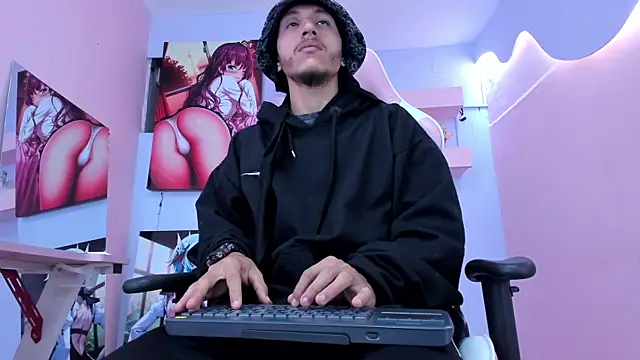 DanteLuxx online show from 05-13-26, 04:43