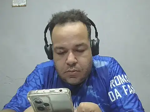 UrsoBissexualPauGrosso online show from 03-21-26, 12:15