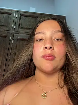 Cami 222 online show from 07-30-26, 02:10