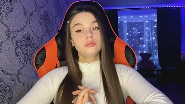 AkikoAnkrom online show from 03-02-26, 04:47