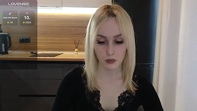 Snapshot of Bella_Villen chatting on 06-03-26, 11:24 Bella Villen online show from 06-03-26, 11:24