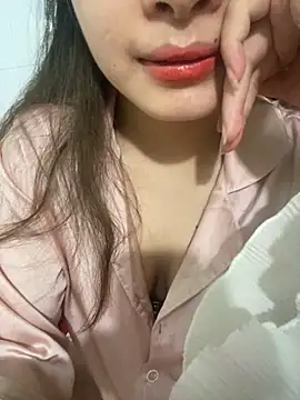 Xoai-cute online show from 04-24-26, 06:49