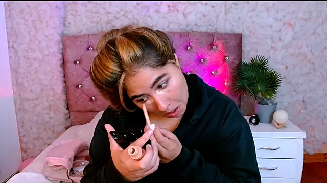 Sofiazaf  online show from 03-16-26, 12:20