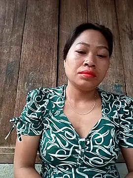 Snapshot of Mizu-hotshow chatting on 05-17-26, 11:23 Mizu-hotshow online show from 05-17-26, 11:23