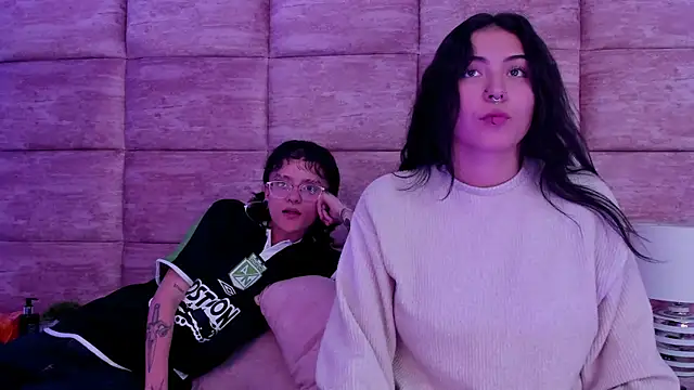 CaliferAndAurora online show from 04-21-26, 03:46