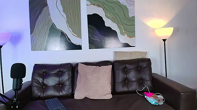 Maii Luna online show from 03-11-26, 03:45