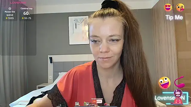 Snapshot of Yana-XX chatting on 04-29-26, 12:20 Yana-XX online show from 04-29-26, 12:20